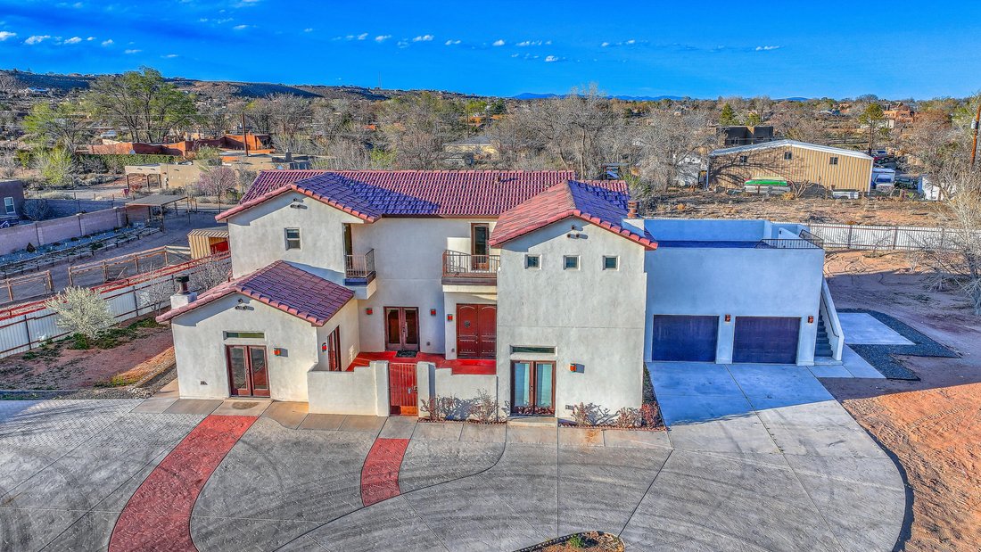 House in Corrales, New Mexico, United States 1 - 17792342