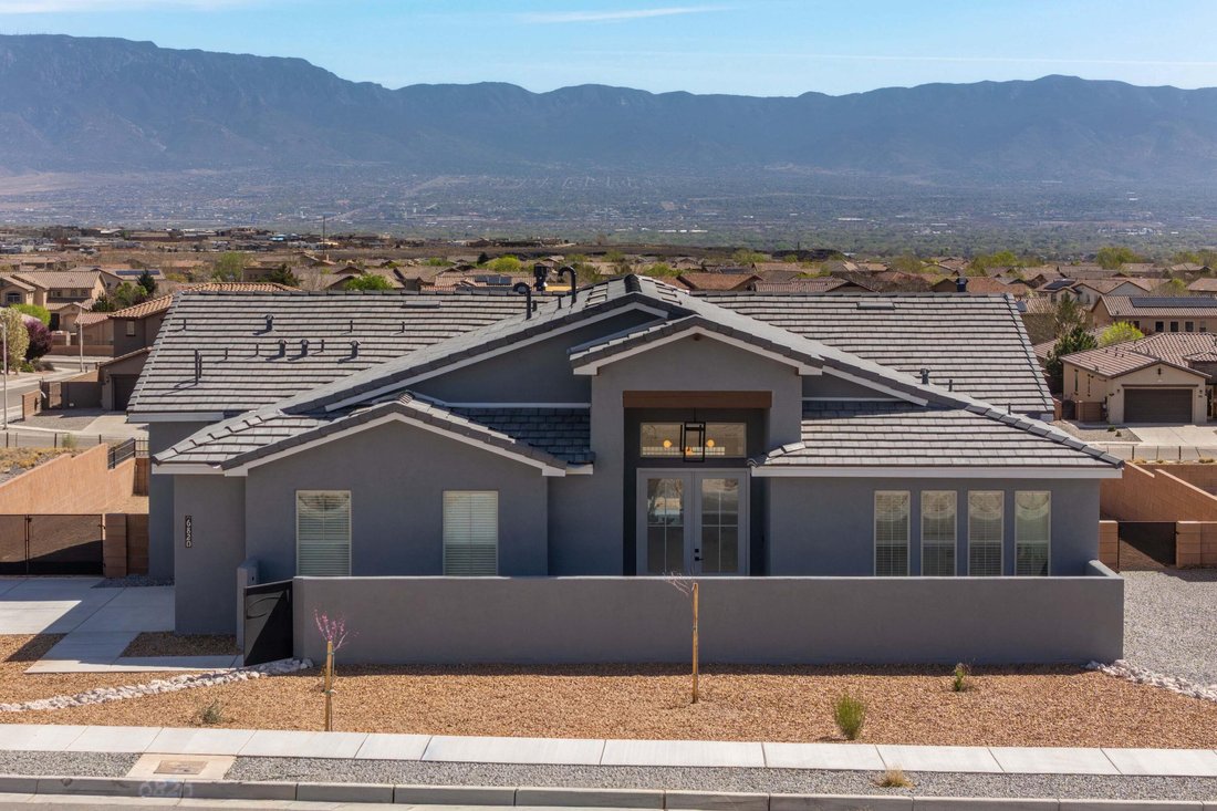 House in Albuquerque, New Mexico, United States 1 - 17792622