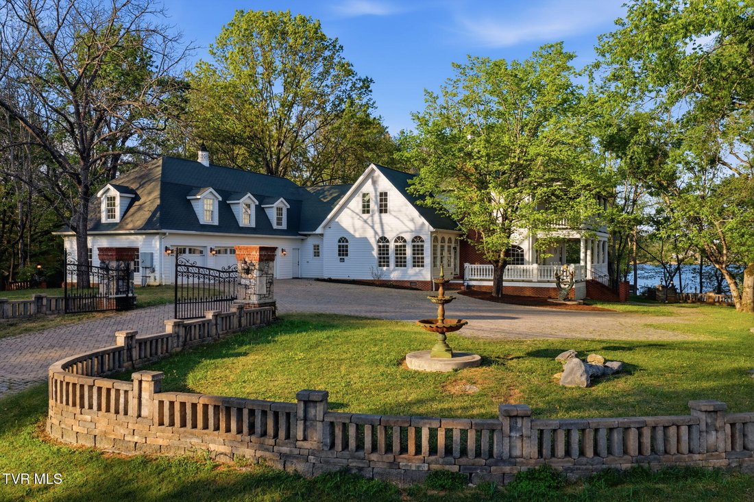 House in Elizabethton, Tennessee, United States 1 - 17791389