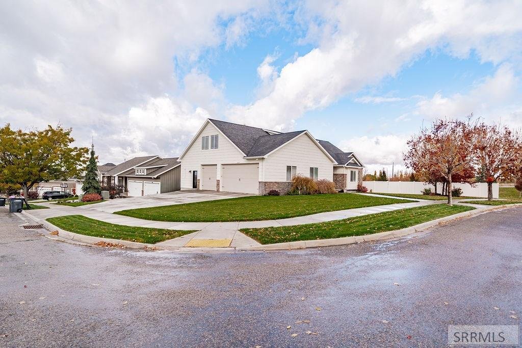 House in Idaho Falls, Idaho, United States 2 - 17792042