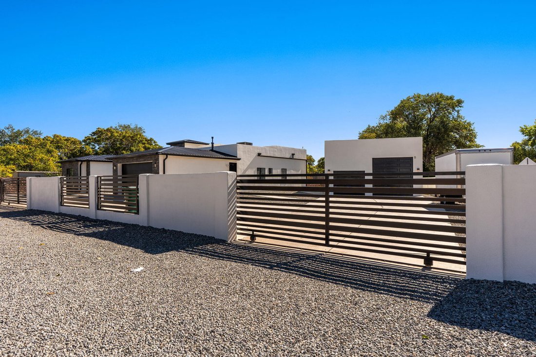 House in Albuquerque, New Mexico, United States 2 - 17792191