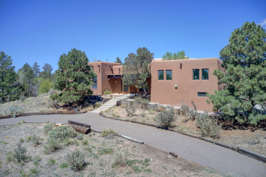 House in Albuquerque, New Mexico, United States 3 - 17792126