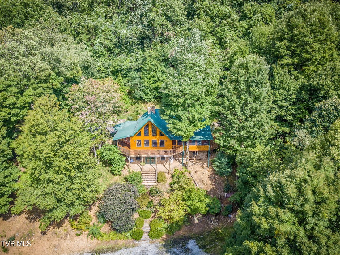 House in Flag Pond, Tennessee, United States 3 - 17792494