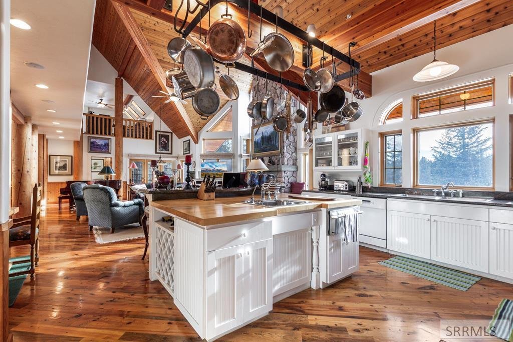 House in Island Park, Idaho, United States 3 - 17791836