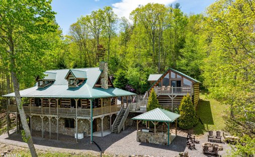 House in Trade, Tennessee, United States 1