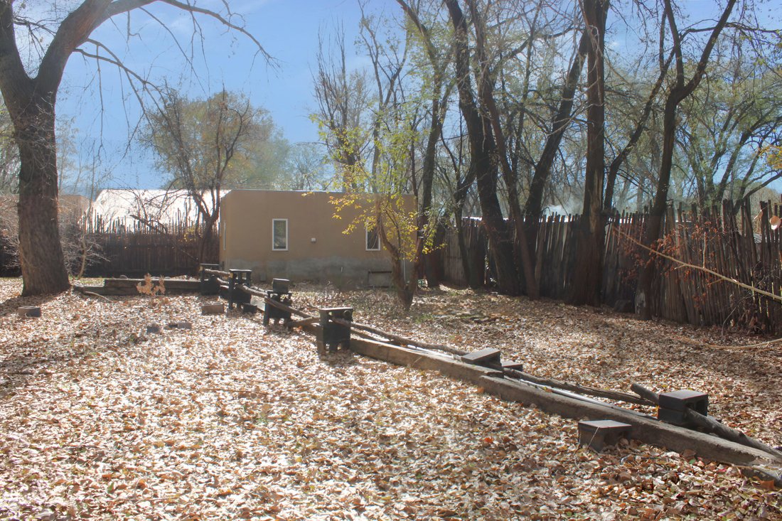House in Taos, New Mexico, United States 3 - 17792473