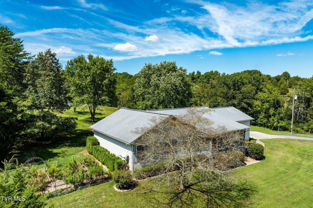 House in Rogersville, Tennessee, United States 4 - 17791439
