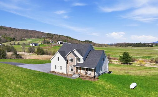 House in Charlotte, Vermont, United States 1