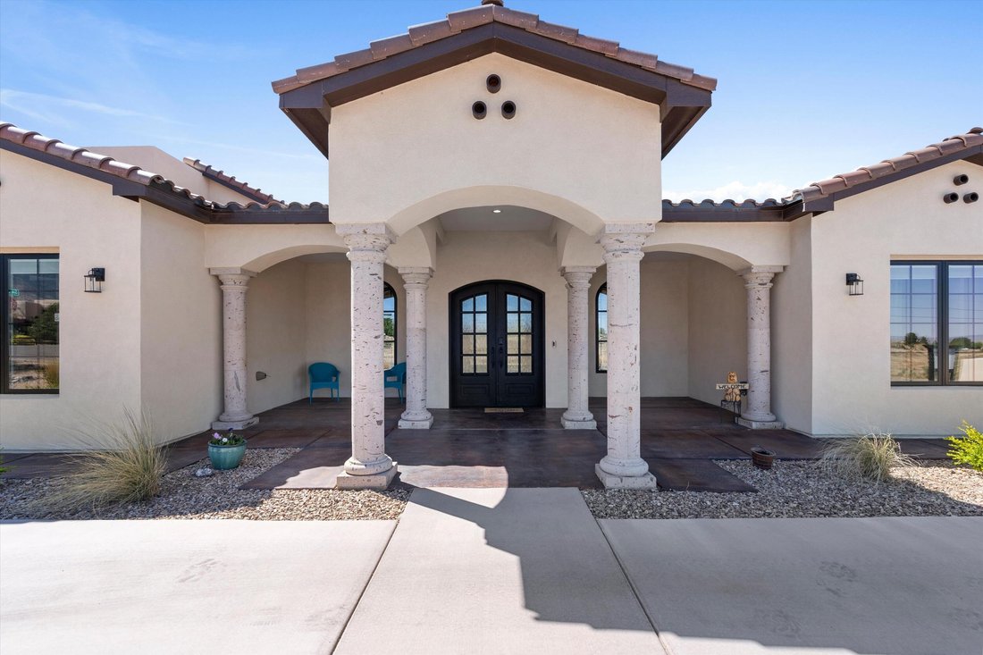 House in Albuquerque, New Mexico, United States 3 - 17792088