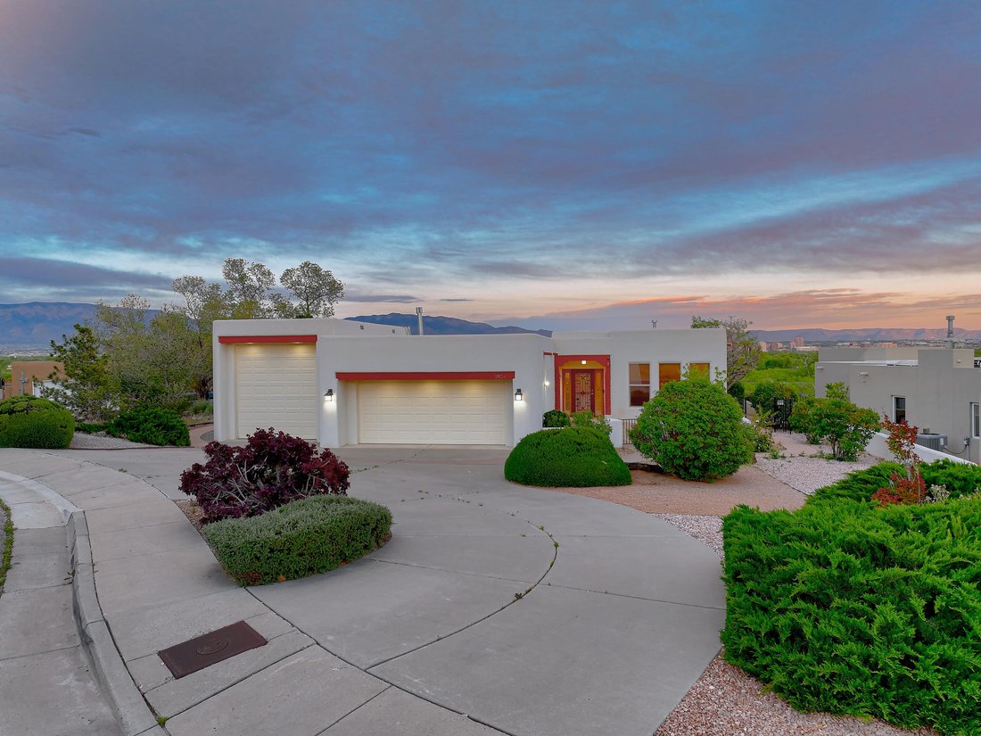 House in Albuquerque, New Mexico, United States 2 - 17792264