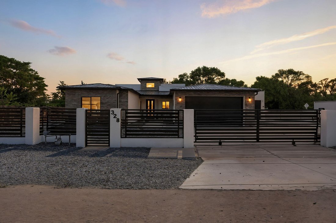 House in Albuquerque, New Mexico, United States 1 - 17792191