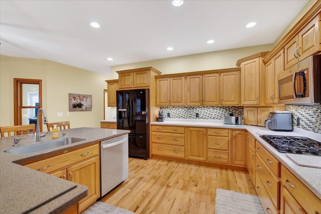 House in New Glarus, Wisconsin, United States 3 - 17792857