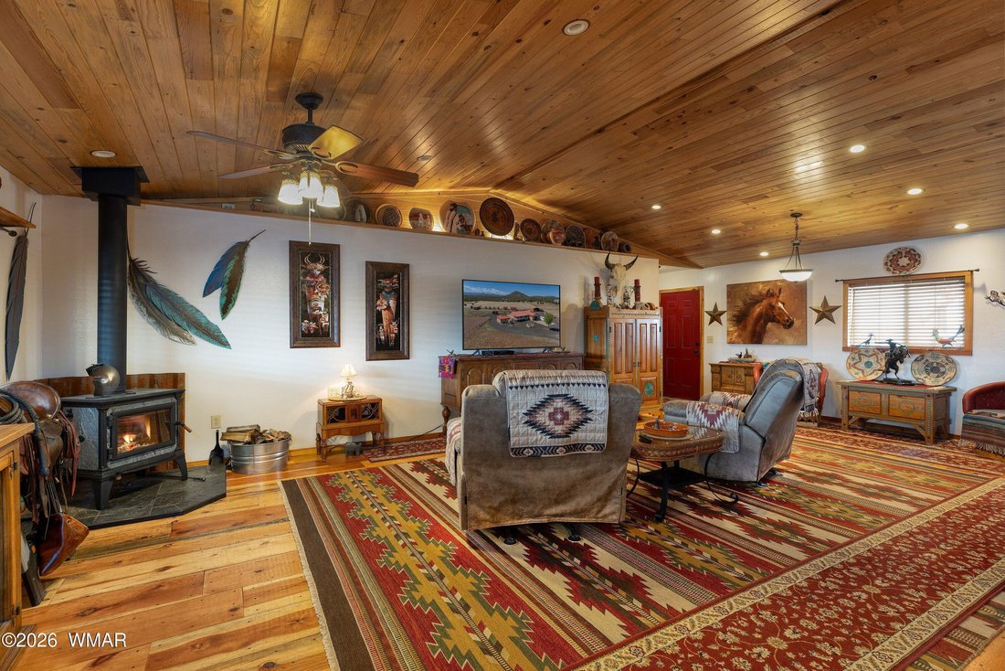 Vernon, Arizona, United States 4 - 17792929