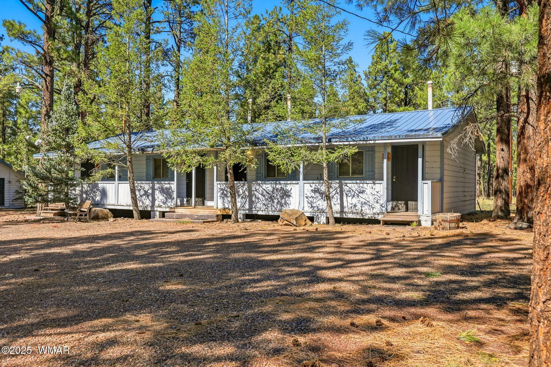 Greer, Arizona, United States 2 - 17792156