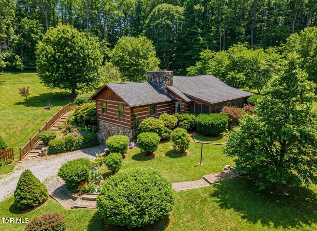 House in Meadowview, Virginia, United States 1 - 17791331