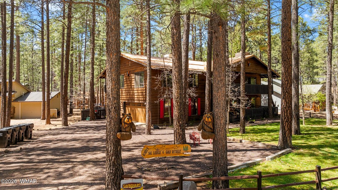 Pinetop, Arizona, United States 2 - 17791902