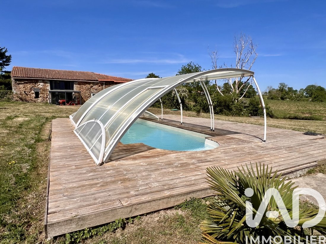 House in Saint-Denis-la-Chevasse, Pays de la Loire, France 4 - 17797180
