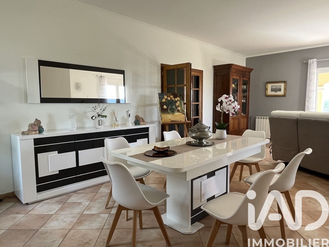 House in Arrondissement of Nimes, Occitania, France 5 - 17754813