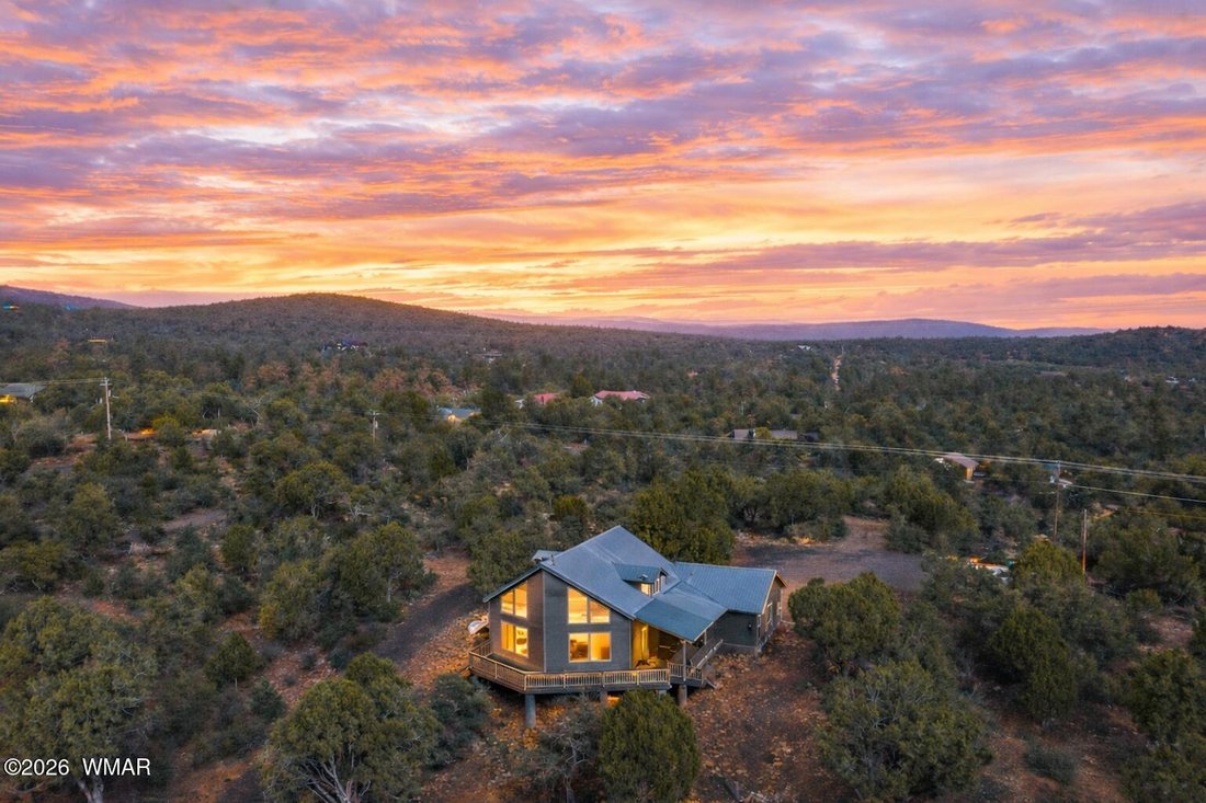 Show Low, Arizona, United States 1 - 17792112