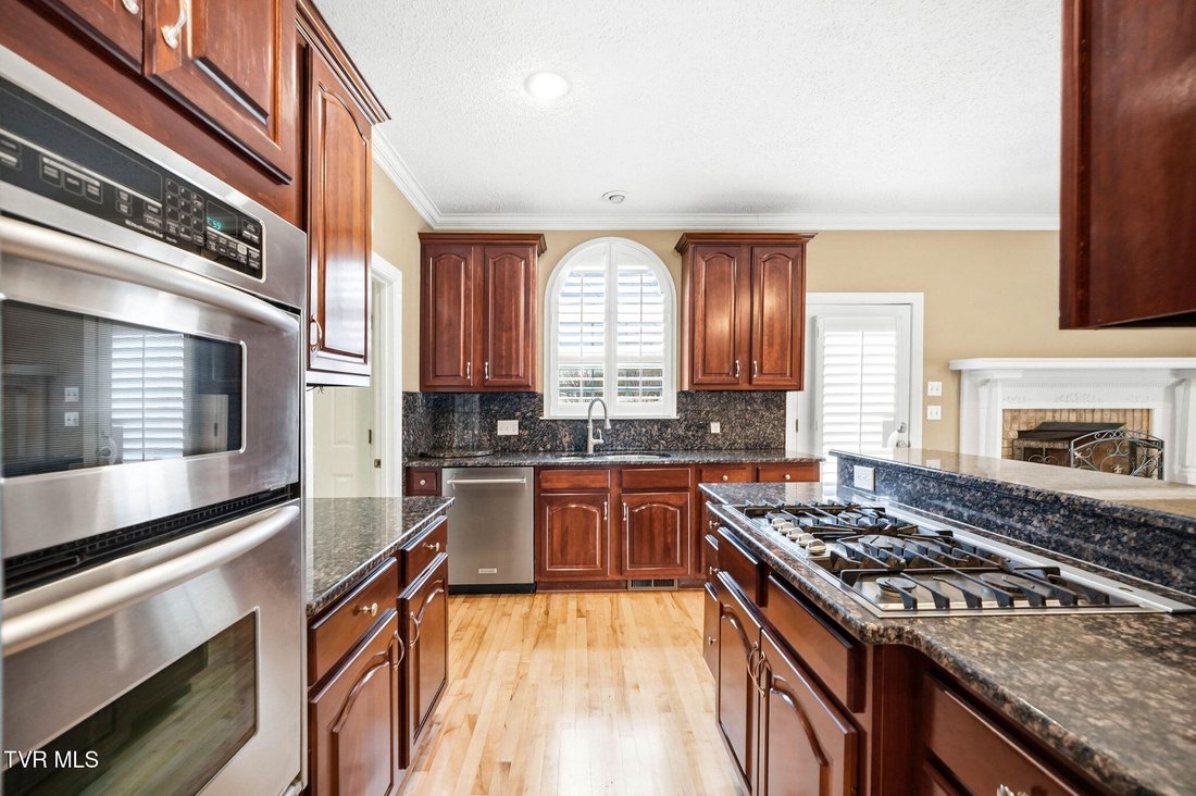 House in Bristol, Tennessee, United States 4 - 17791376