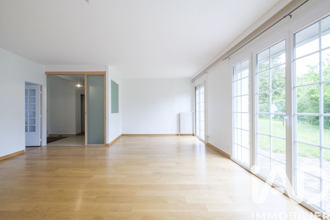 House in Montlignon, Ile-de-France, France 3 - 17797265