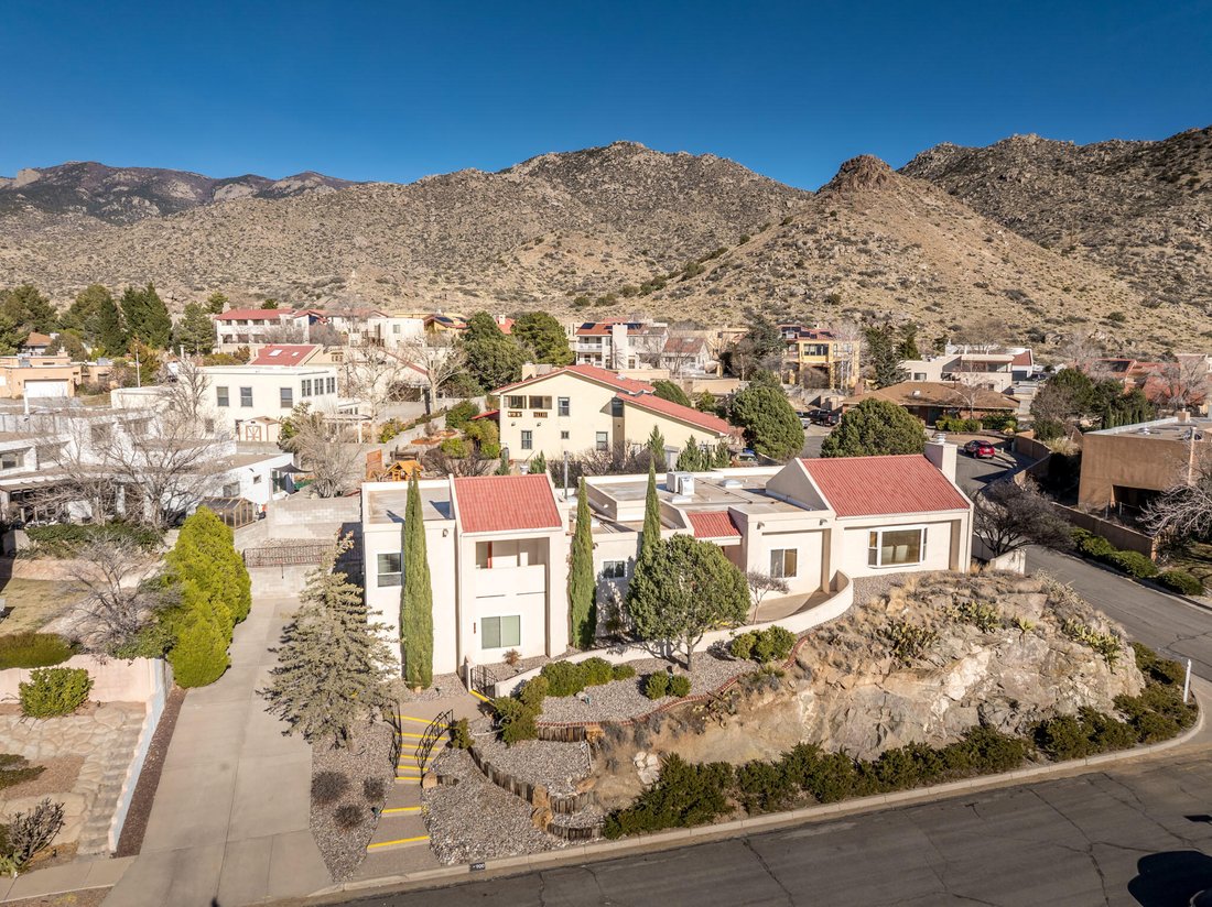 House in Albuquerque, New Mexico, United States 4 - 17792249