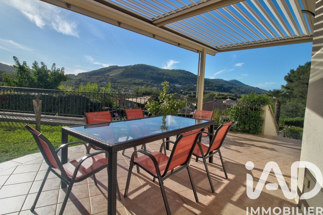 Casa en Évenos, Provenza-Alpes-Costa Azul, Francia 3 - 17797056