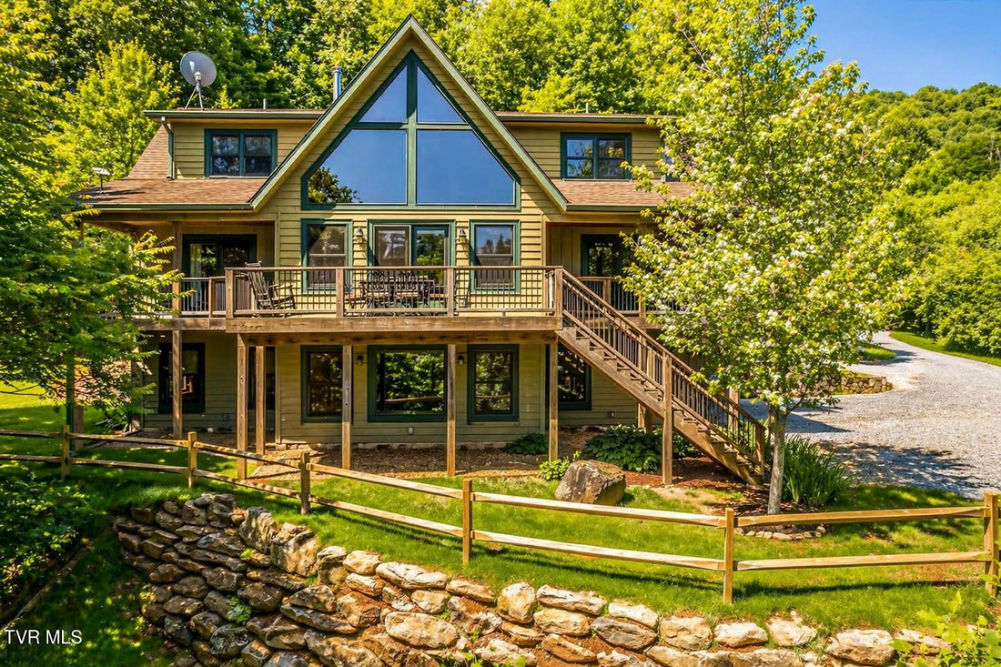 House in Roan Mountain, Tennessee, United States 2 - 17791392
