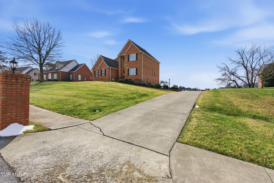 House in Bristol, Tennessee, United States 3 - 17791479