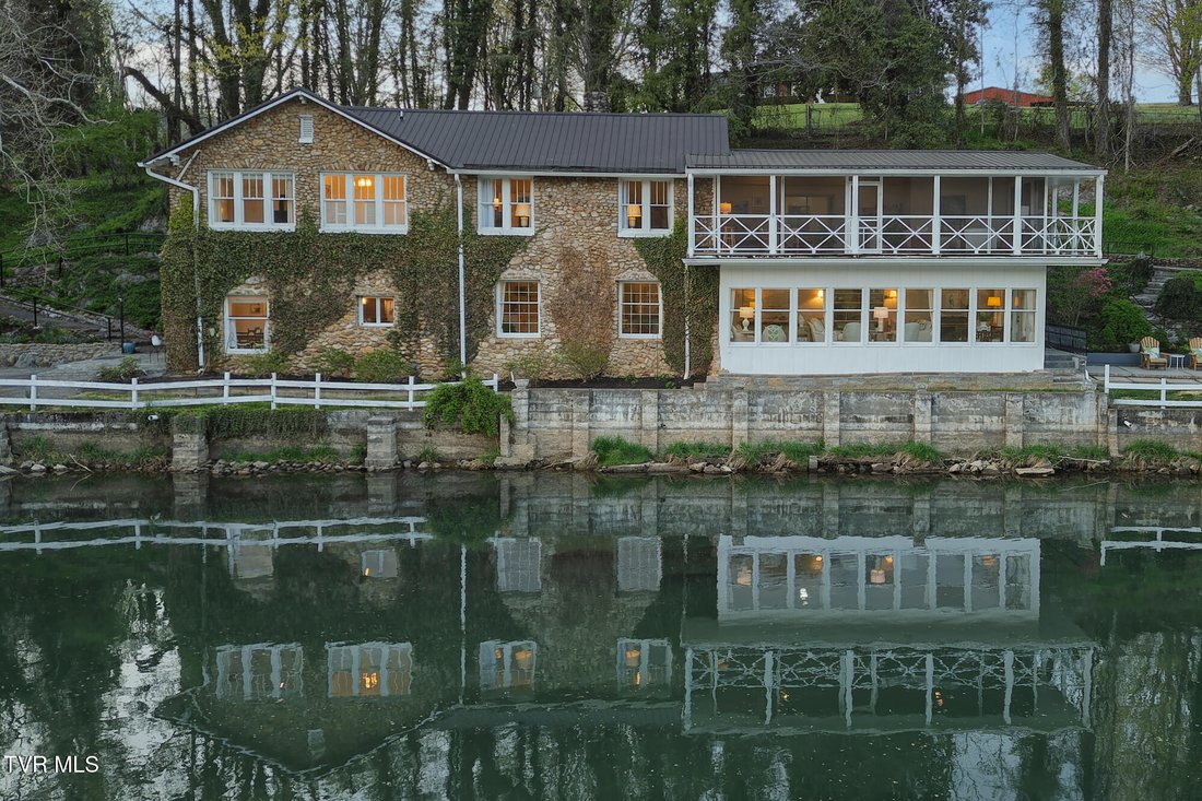 House in Bristol, Tennessee, United States 3 - 17791279