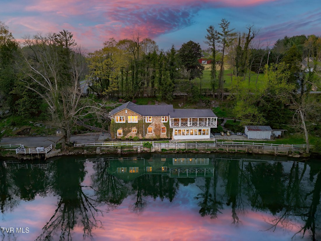 House in Bristol, Tennessee, United States 1 - 17791279