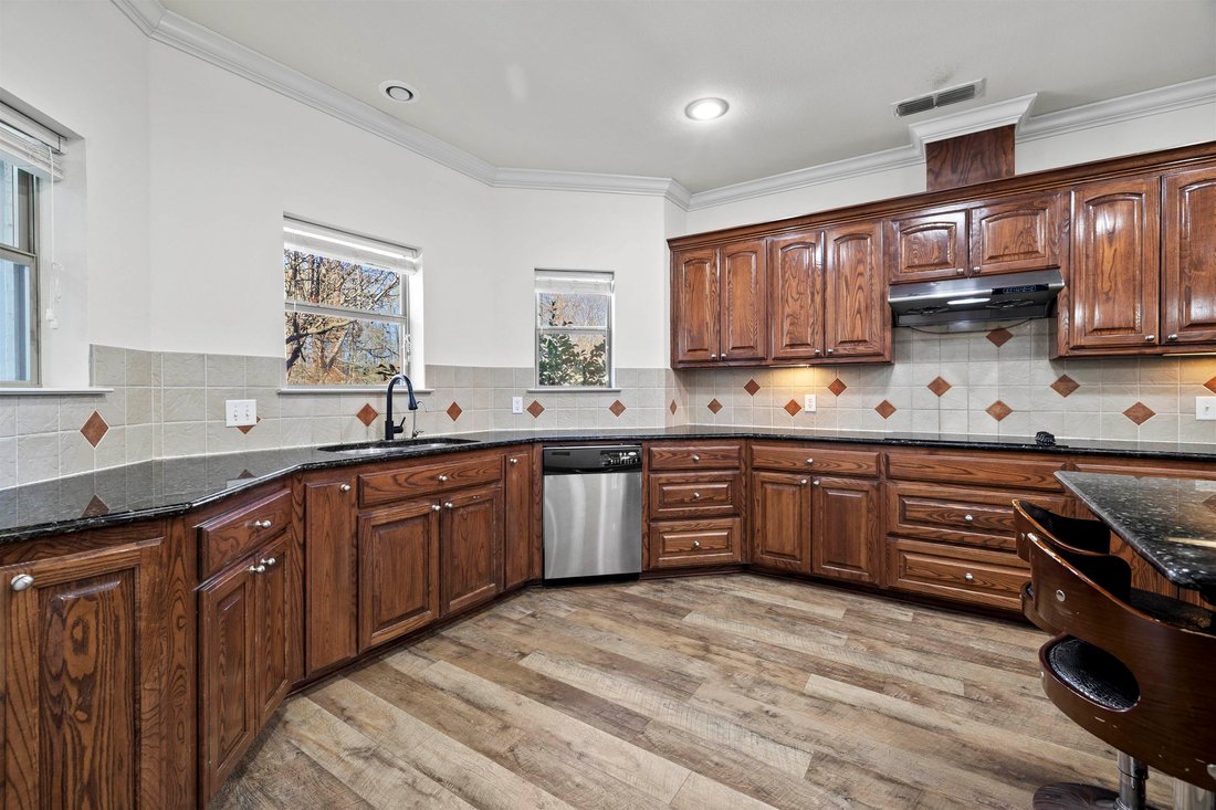 House in Longview, Texas, United States 4 - 17792417