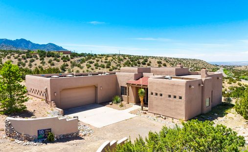 House in Placitas, New Mexico, United States 1