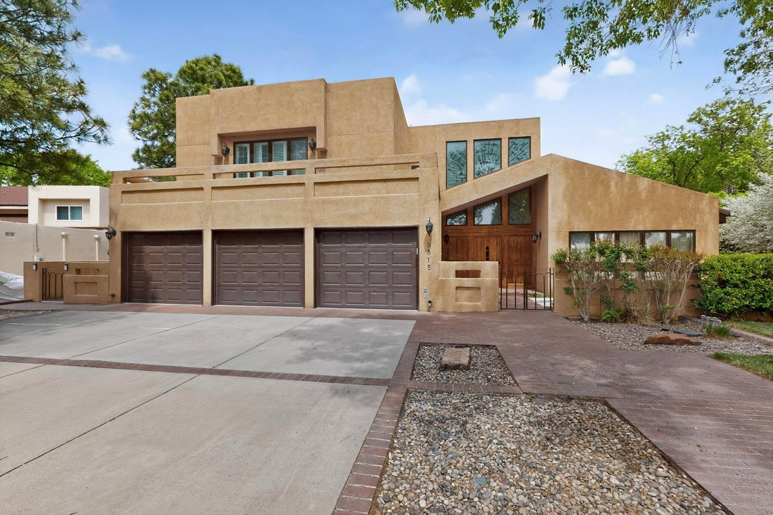 House in Albuquerque, New Mexico, United States 4 - 17792444