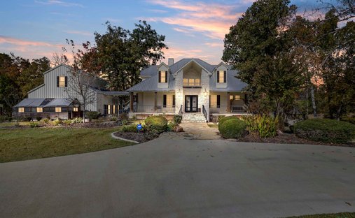 House in Diana, Texas, United States 1