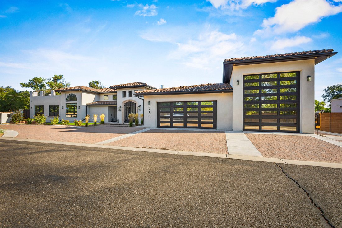 House in Albuquerque, New Mexico, United States 4 - 17792149