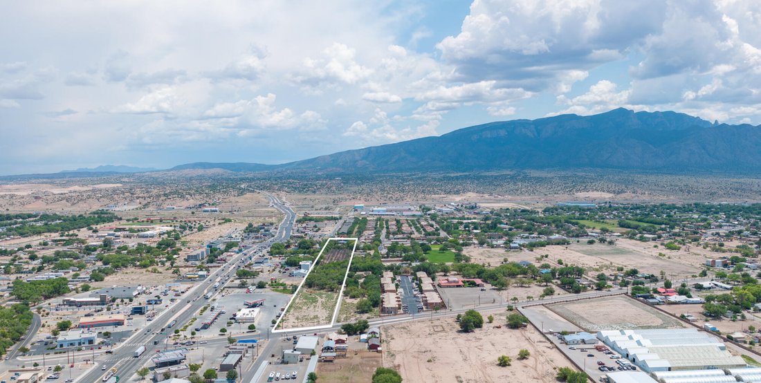 House in Bernalillo, New Mexico, United States 3 - 17792211
