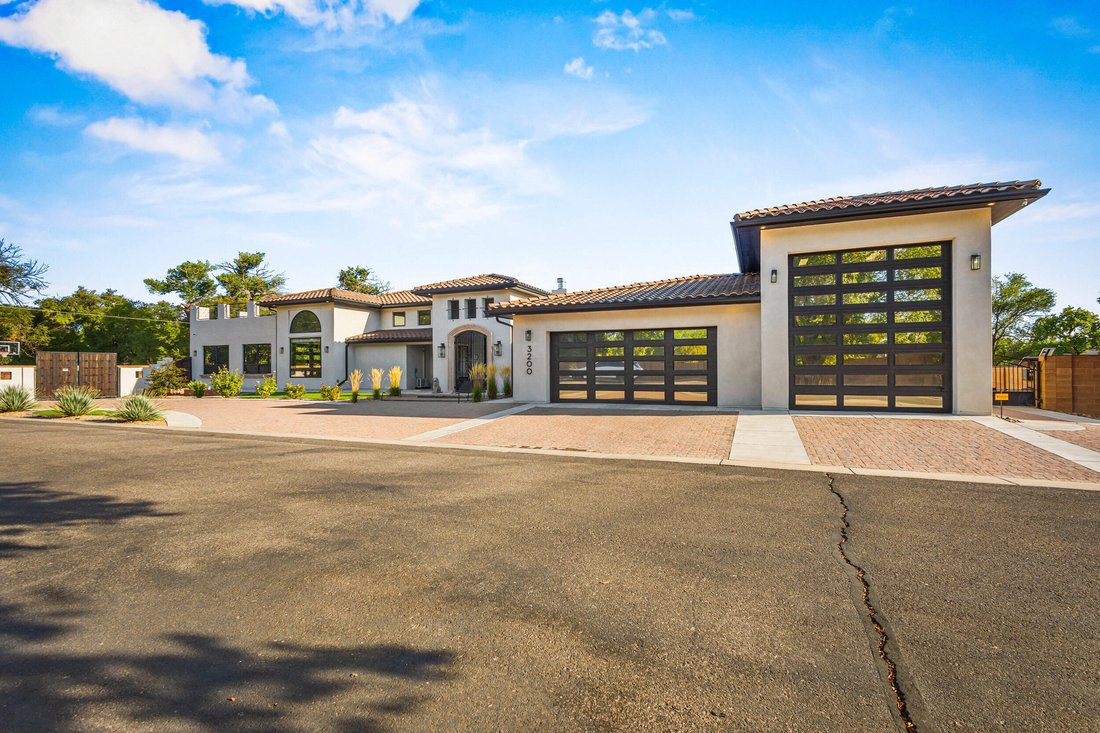 House in Albuquerque, New Mexico, United States 2 - 17792149