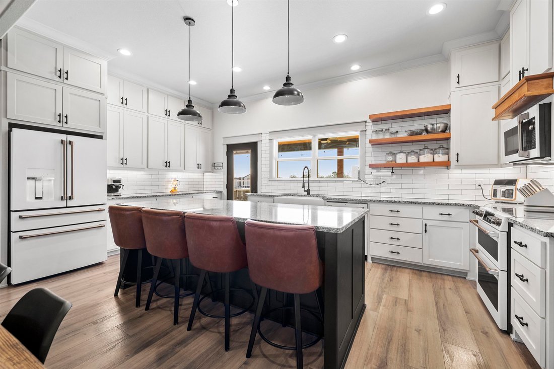 House in Gilmer, Texas, United States 3 - 17792065