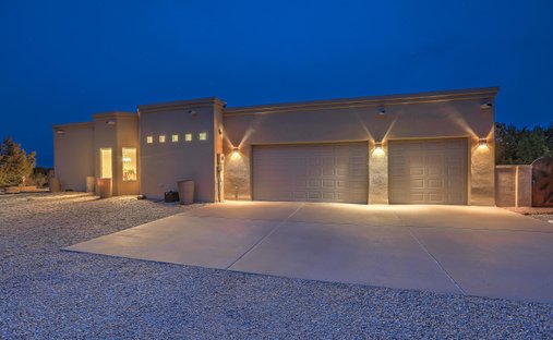 House in Placitas, New Mexico, United States 1