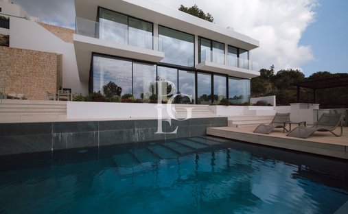Villa in Santa Eulària des Riu, Balearische Inseln, Spanien 1