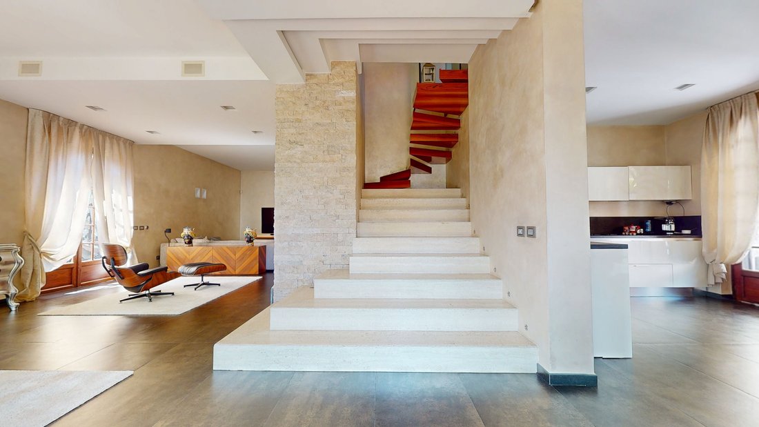 Villa in Viareggio, Tuscany, Italy 2 - 17795128