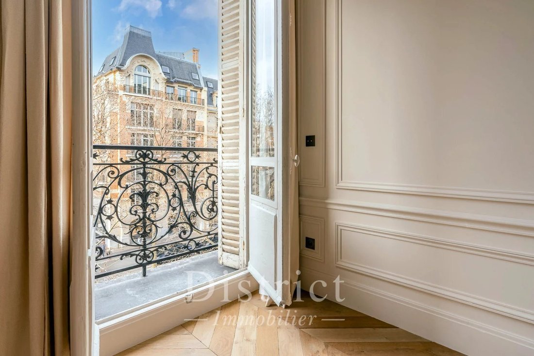 Apartment in Chaillot, Paris 16e Arrondissement, Paris 2 - 17797637