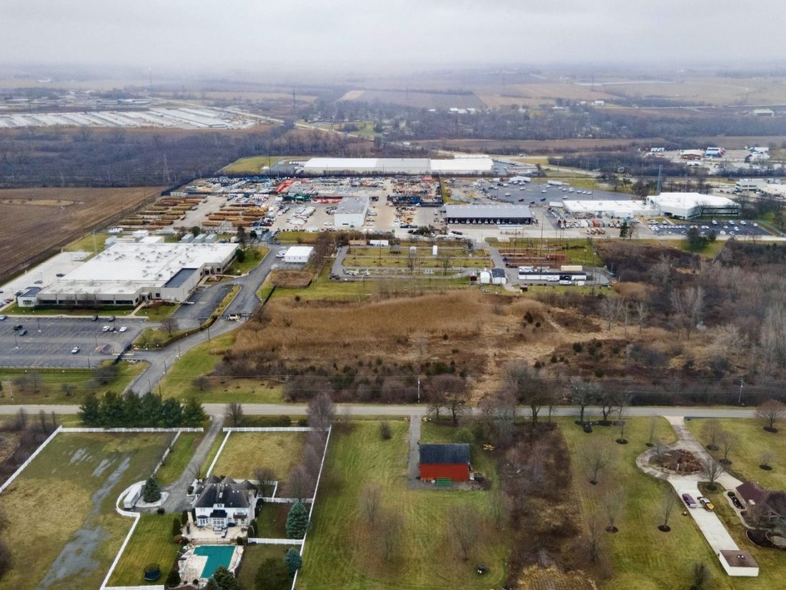 Land in Joliet, Illinois, United States 5 - 17636311