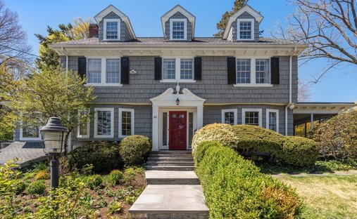 House in Belmont, Massachusetts, United States 1