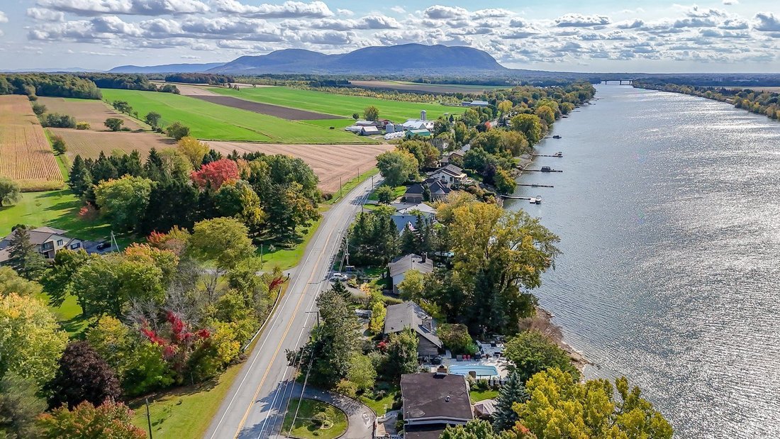 Land in Mont-Saint-Hilaire, Quebec, Canada 1 - 17800128
