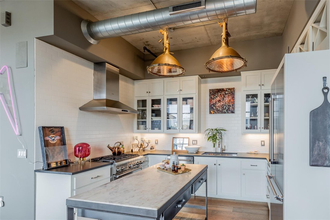 Condo in Austin, Texas, United States 5 - 17799408