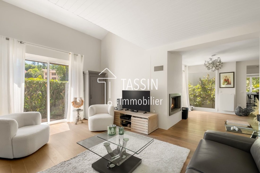House in Tassin le Bourg, Tassin-la-Demi-Lune, France 2 - 17799359