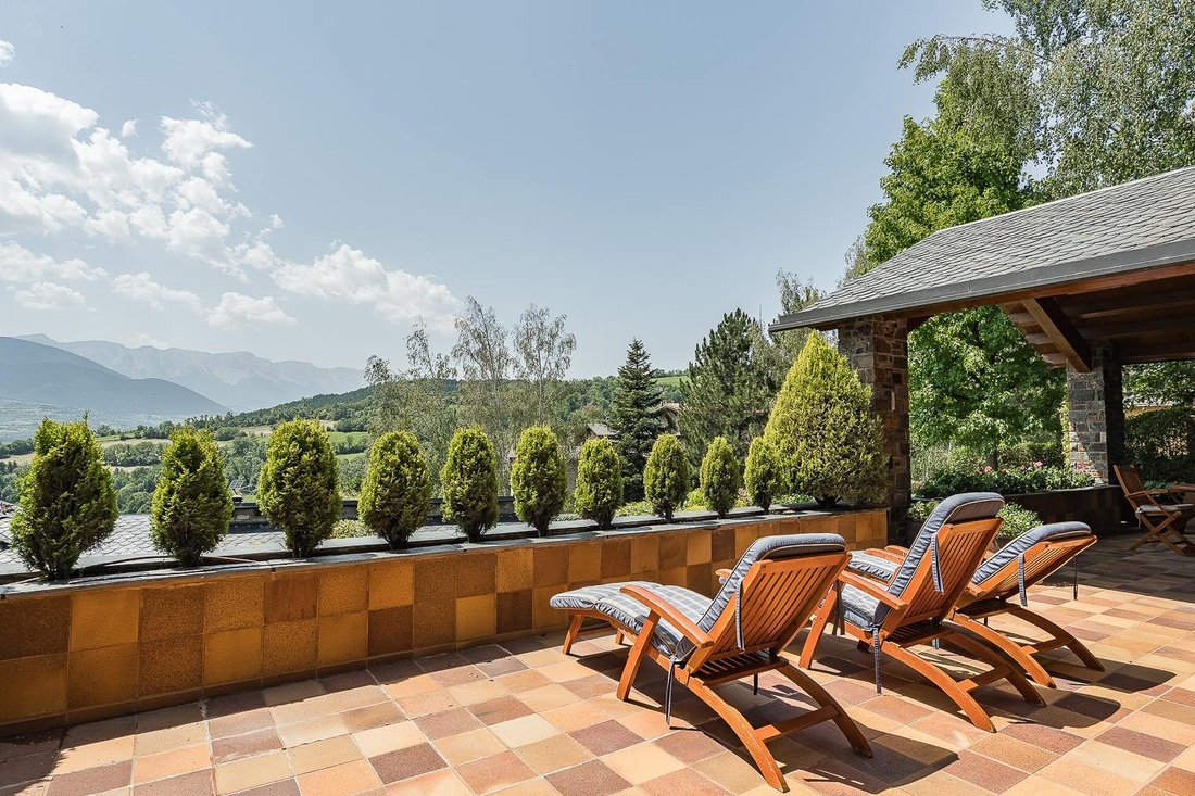 Villa in Prullans, Catalonia, Spain 3 - 16987651