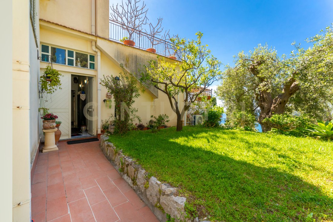 Villa in Taormina, Sicily, Italy 3 - 17795237